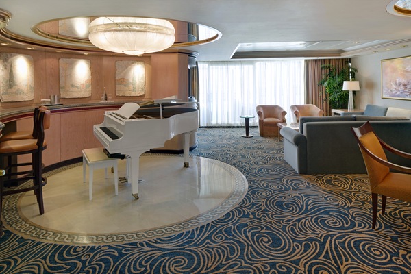 RCI, Rhapsody of the Seas, Royal Suite 2.jpg